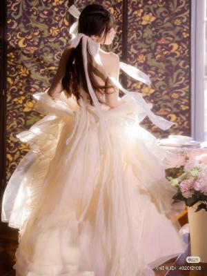 Sau Khi Bỏ Trốn Khỏi Hôn Lễ 